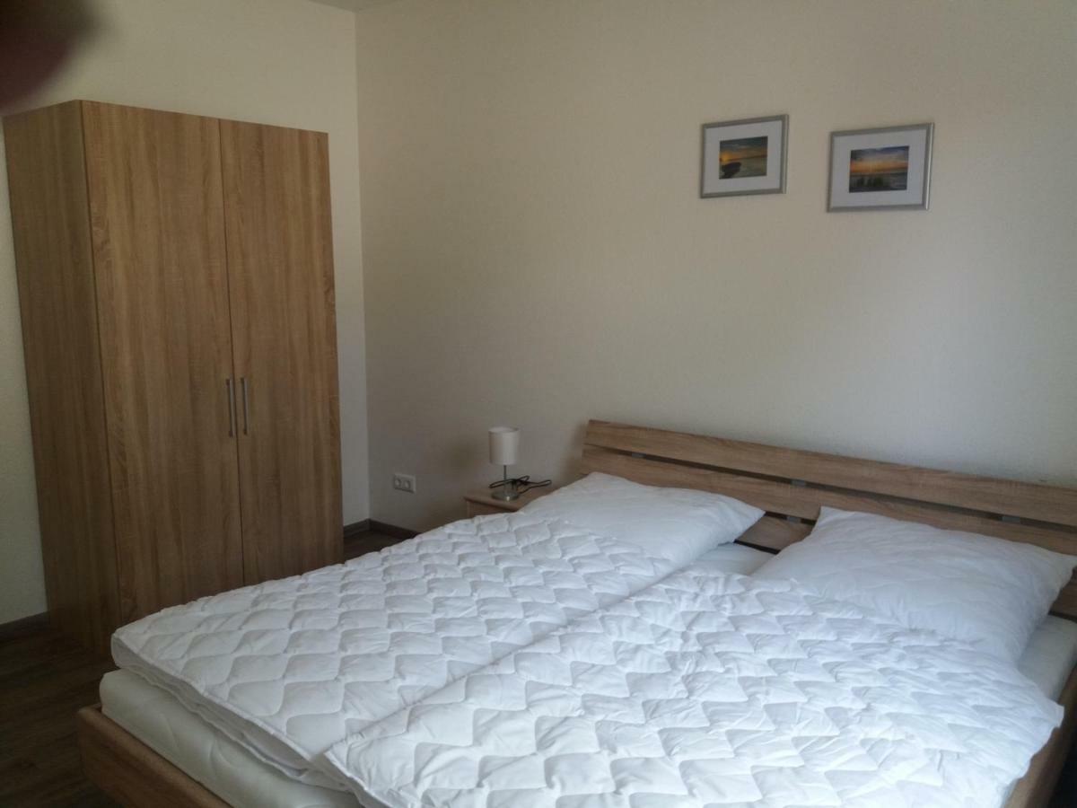 Stoerti 11 Villa Gnies Екстериор снимка