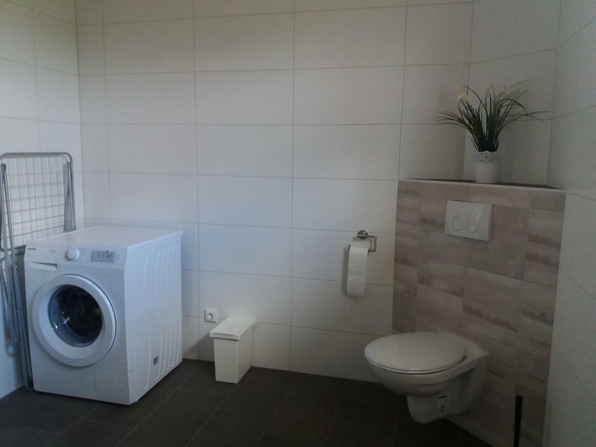 Stoerti 11 Villa Gnies Екстериор снимка